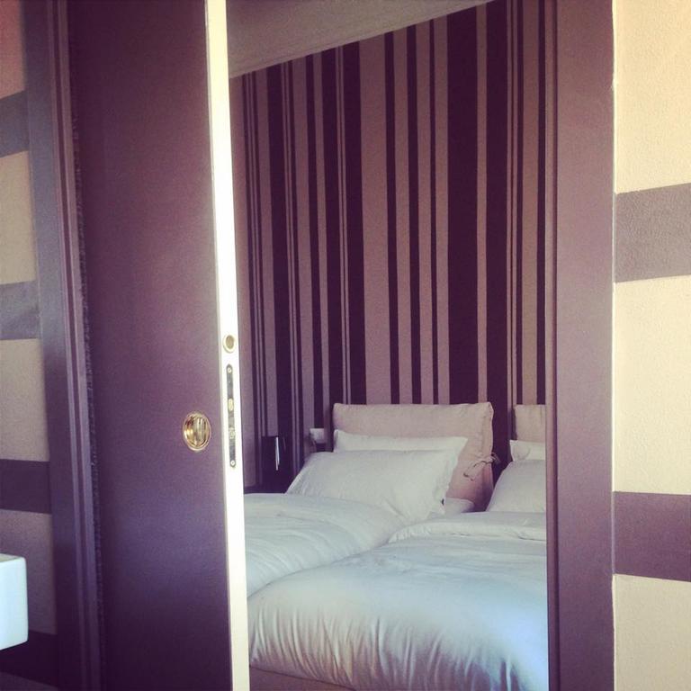 Pattini Guest House Milano Rum bild